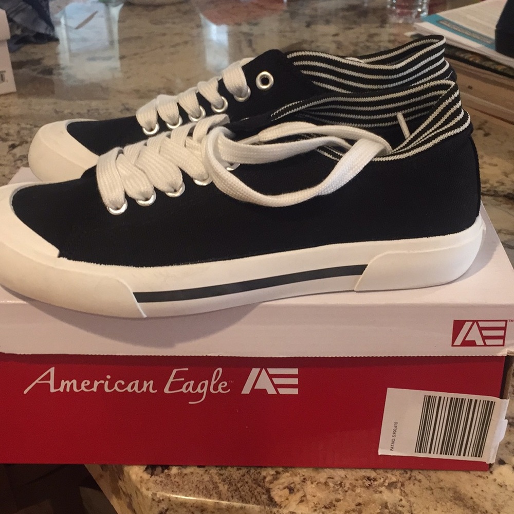 American Eagle women's sneakers